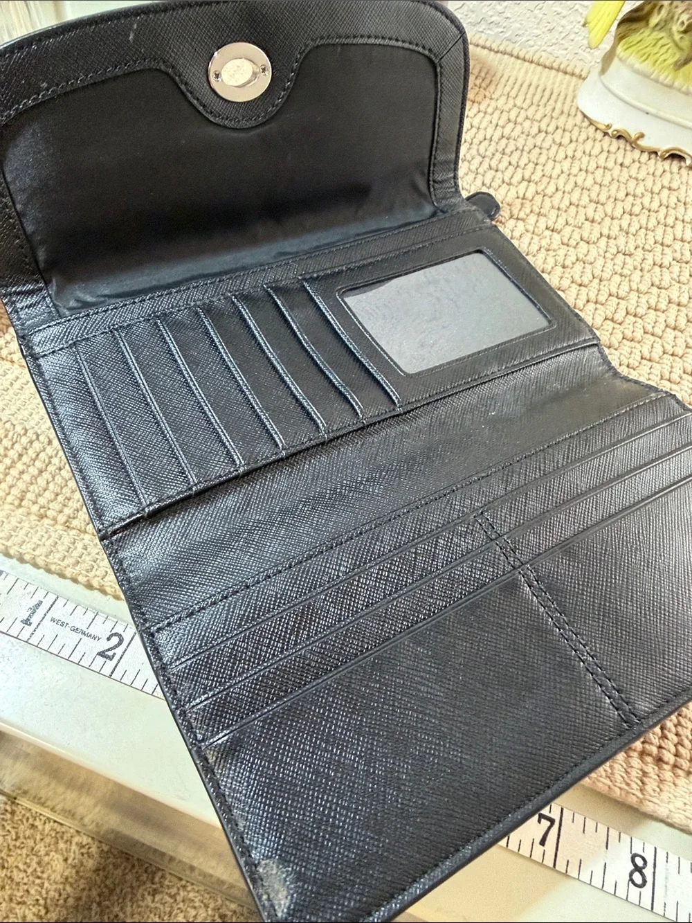 Classic Black Pebbled Leather Clutch Wallet